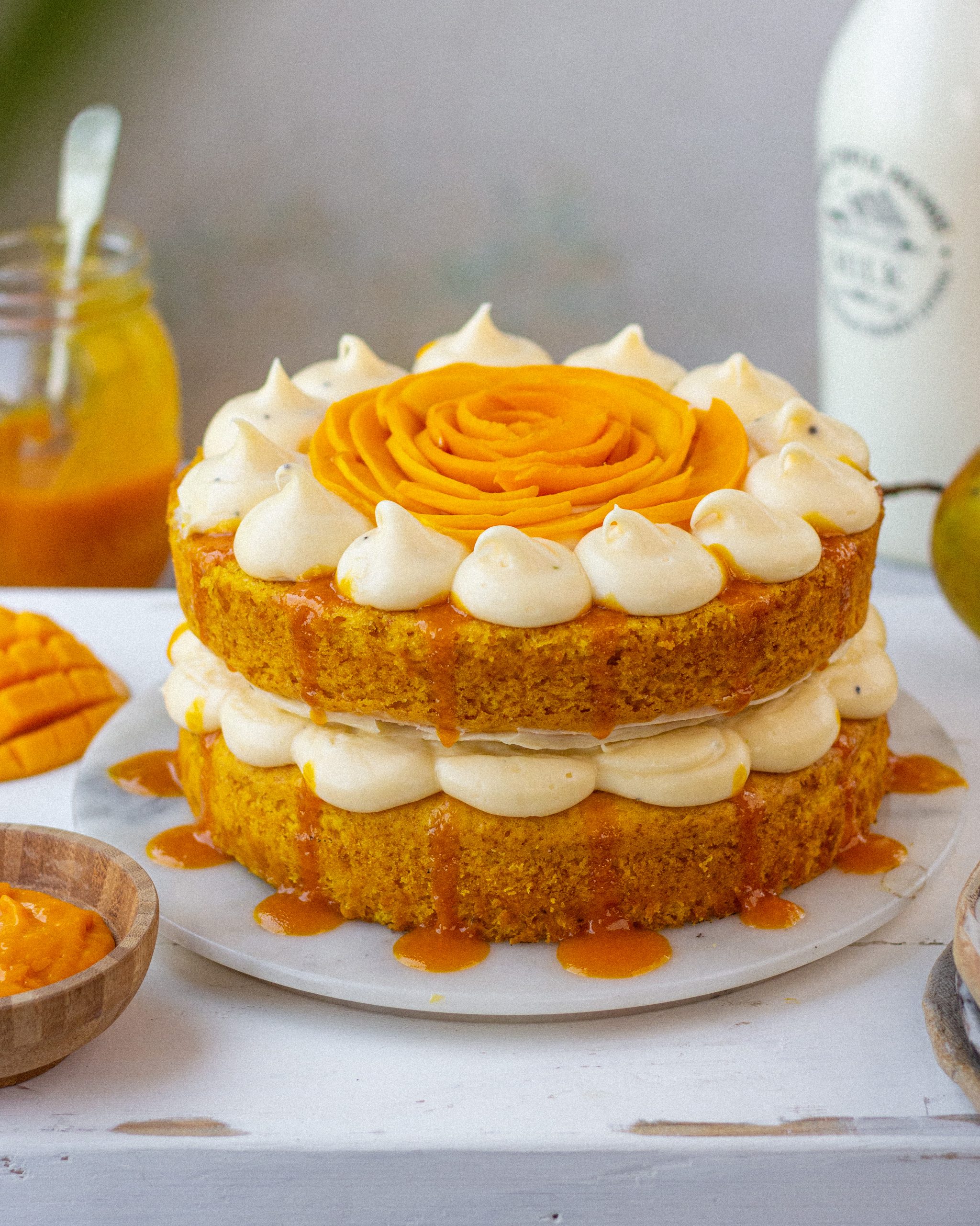 Mango crush cake